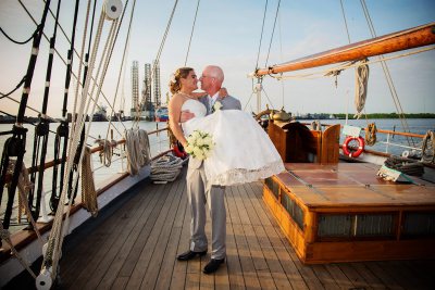 Wedding on Tall Ship Elissa