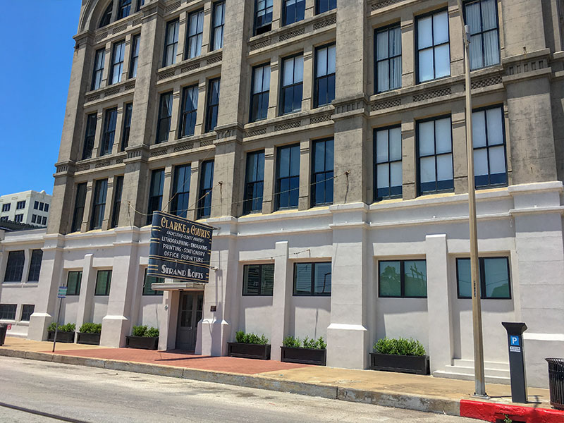 Clarke and Courts Building Historical Marker