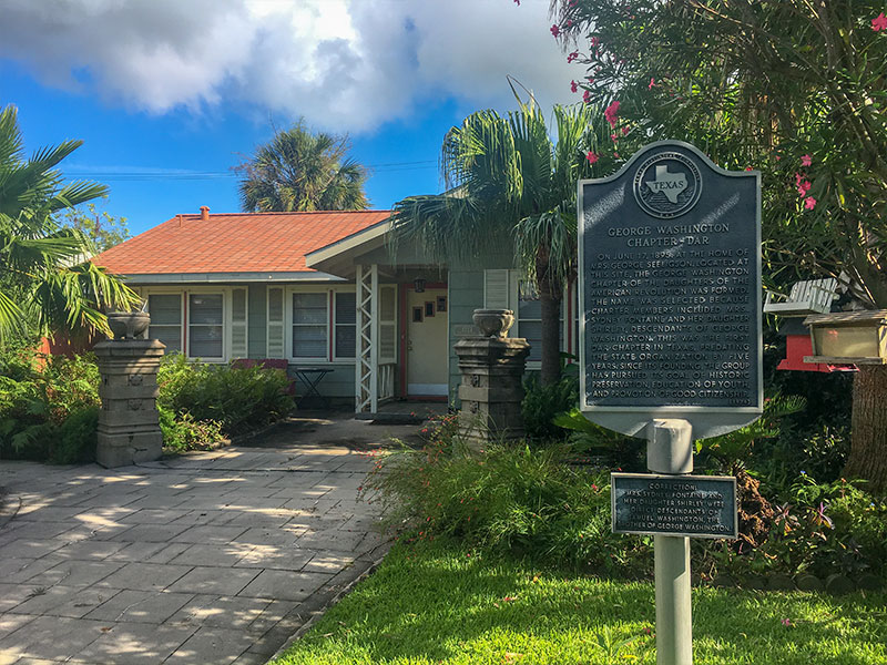 George Washington Chapter-DAR Historic Marker