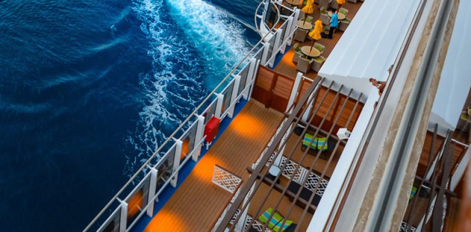 amateur cruise ship balcony