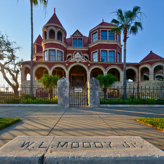 1895 Moody Mansion