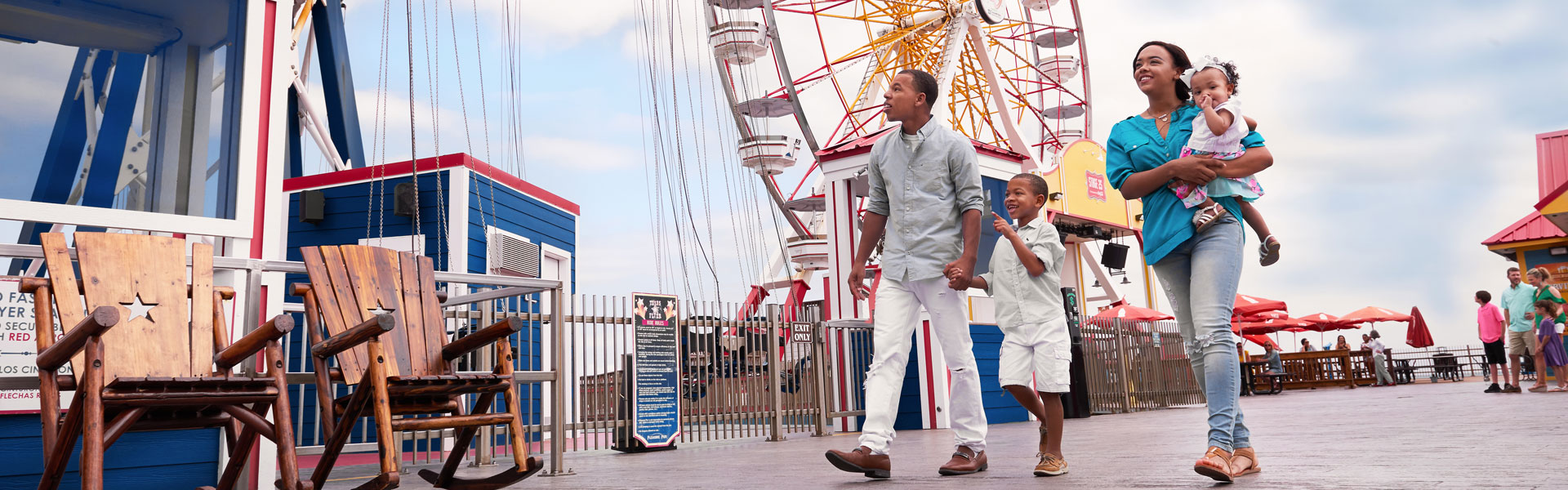 Family at Pleasure Pier, Galveston, TX