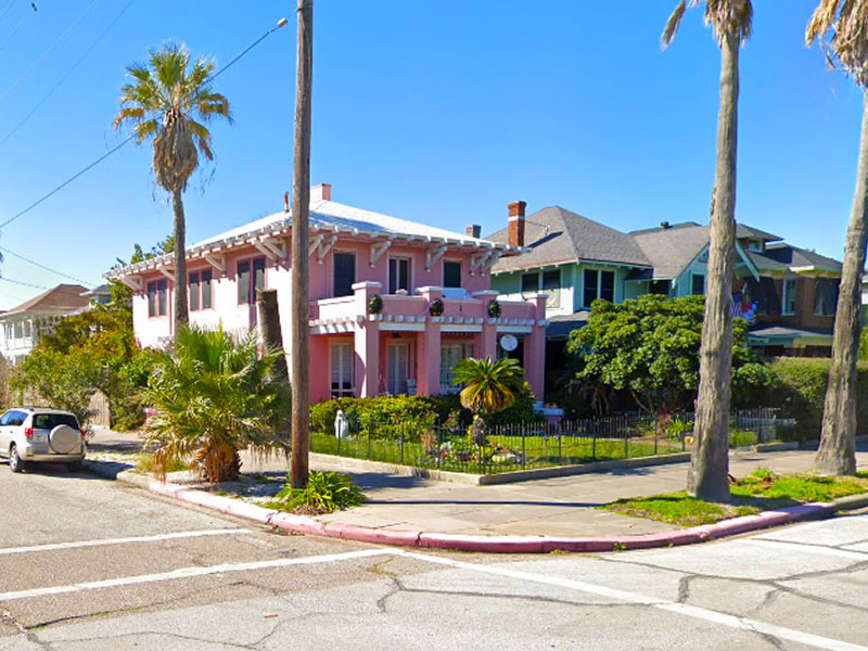 The Villa Bed and Breakfast Galveston, TX