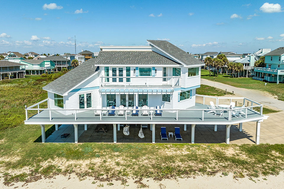 4227 Rageur Beach Home