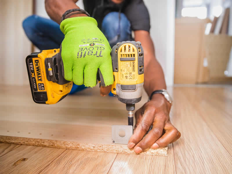 Egret Bay Builders, Worker