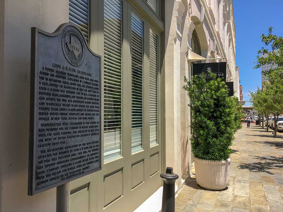 Leon H Blum Co Building Historical Marker