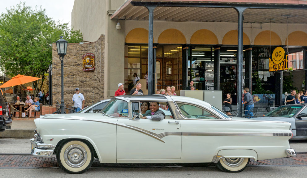 Classic Car on The Strand