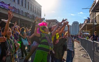 Catching Beads on The Strand