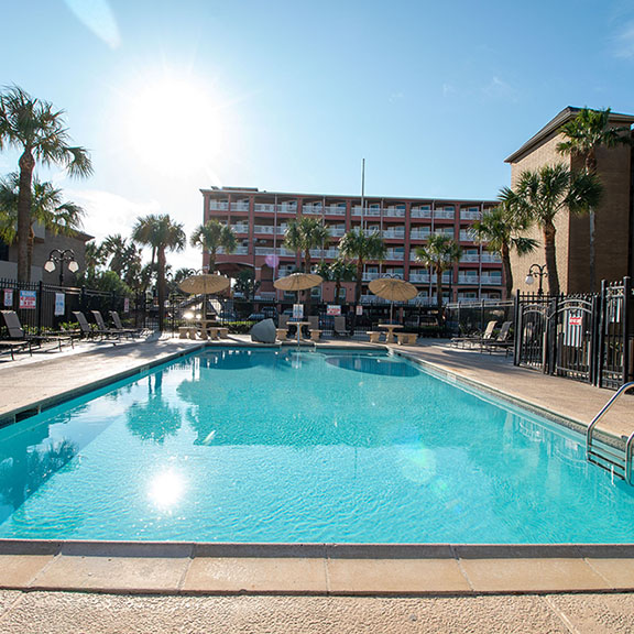 Beachfront Palms Pool Beachfront Palms Pool