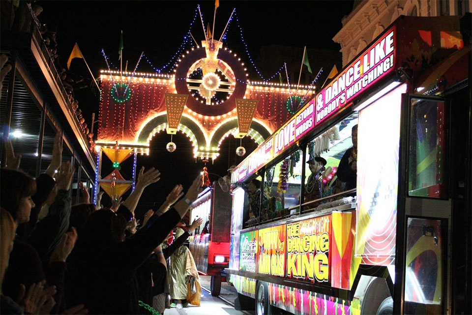 The Dancing King Float