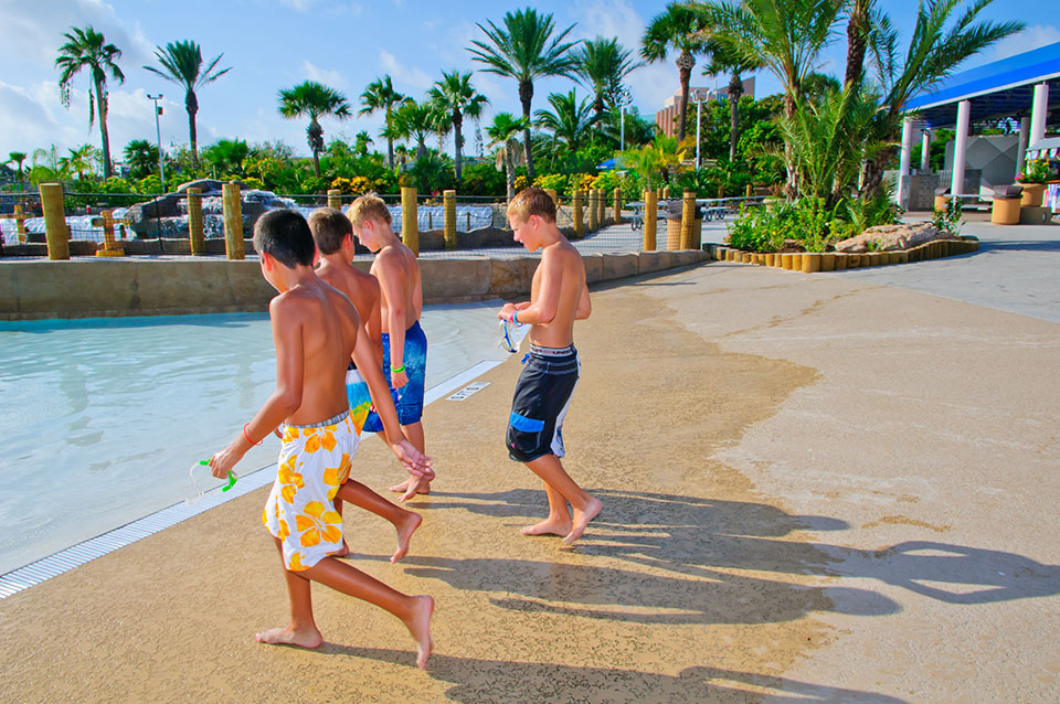 Moody Gardens Palm Beach Wave Pool